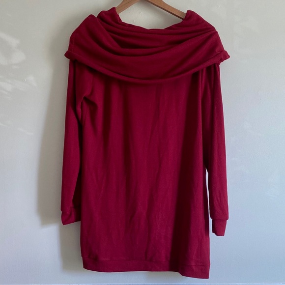 RED & BURGUNDY COWL NECK PULLOVER SWEATER - Picture 6 of 8